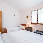Casa de Férias House Marlu Rakalj