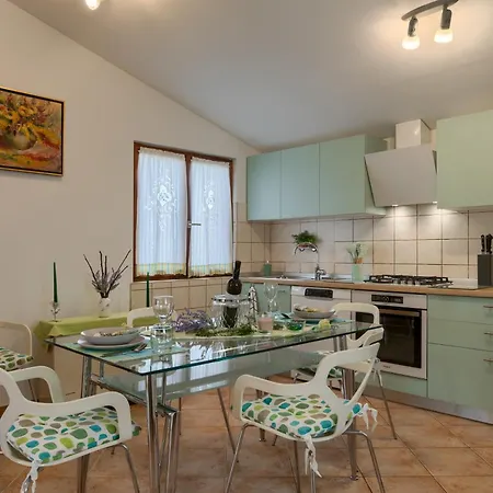 House Marlu * Rakalj
