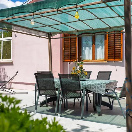 House Marlu Rakalj
