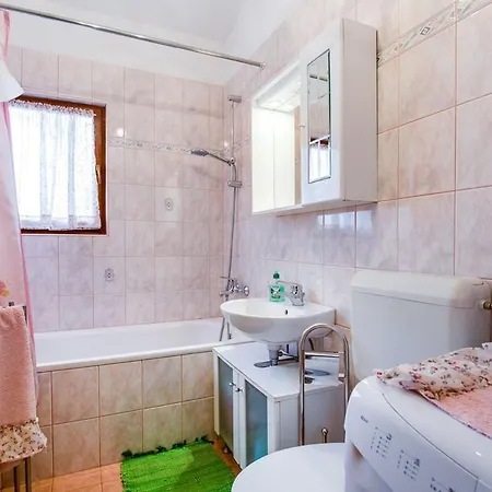 House Marlu * Rakalj