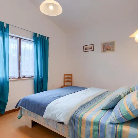 Holiday home House Marlu Rakalj