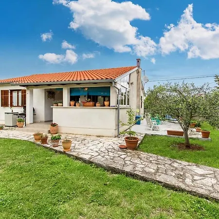 Casa de Férias House Marlu Rakalj